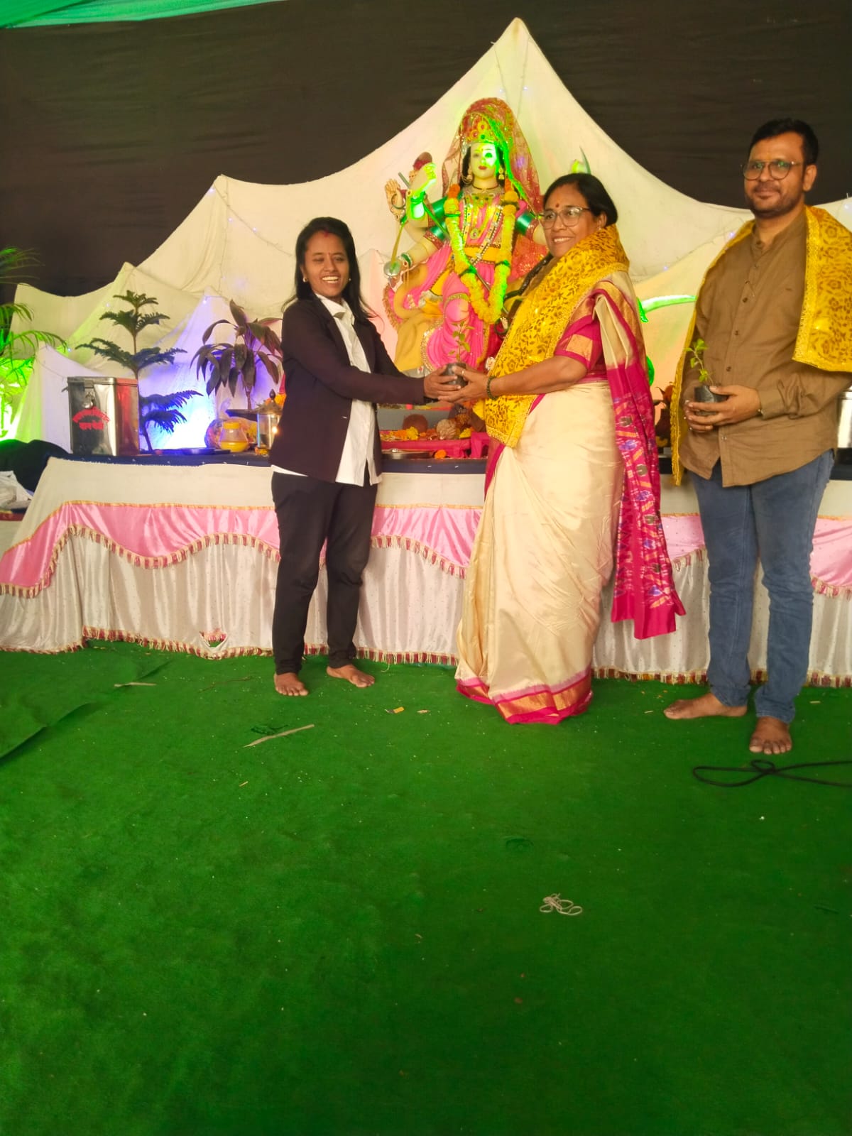 Honoring Mission Patrika NGO ki National head Babita Singh