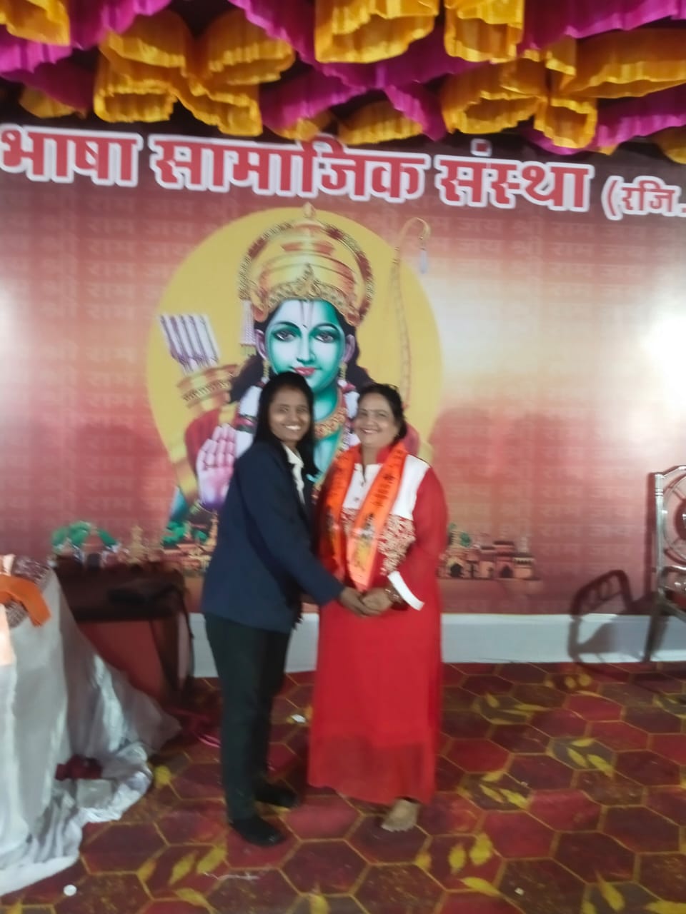 Naina Nair ji Hindi bhasha samajik Sanstha ki sarve Sarva